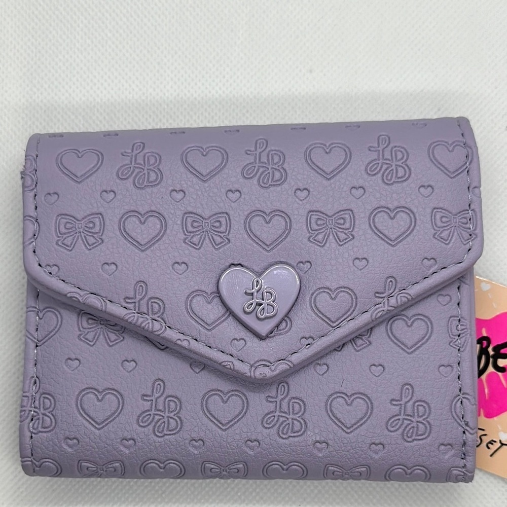 Betsey Johnson Lavender Heart & Bow Trifold Wallet - NWT Adorable & Chic